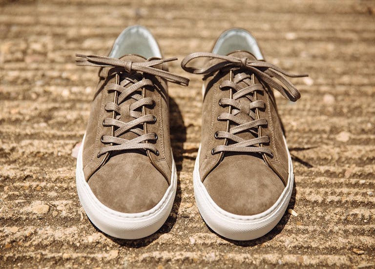 Asphalte - Les Sneakers Solides - Finitions à la michelangelo